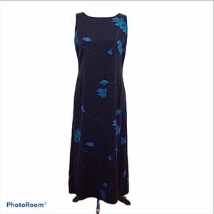 Studio I sleeveless round neck back zip floral print maxi dress